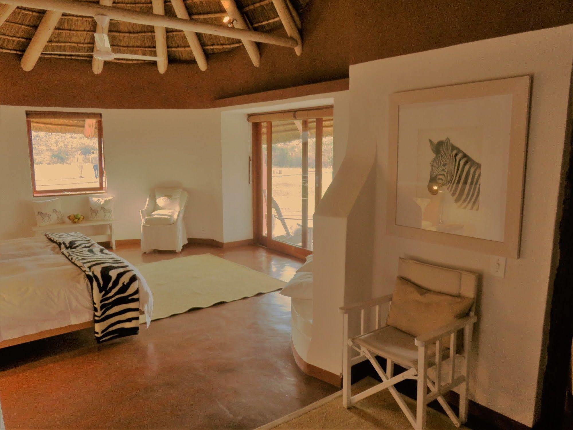 Zebras Crossing Private Game Lodge Модімолле Екстер'єр фото